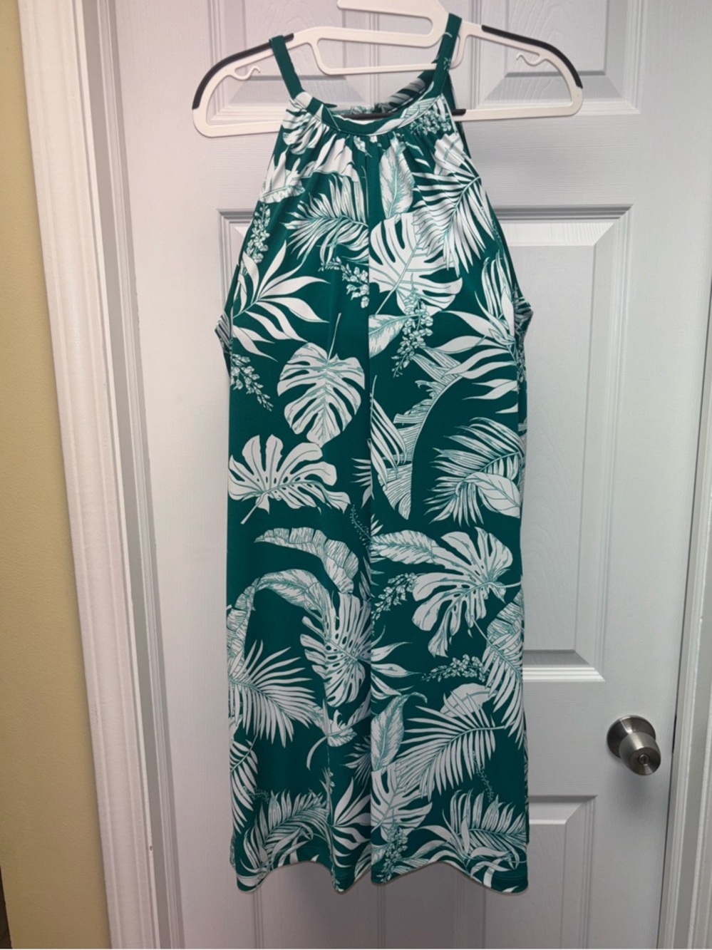 Tahari Forest Green Tropical Print Halter Dress w/ Pockets Size M